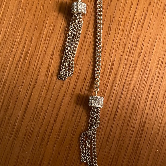 Gold Tone choker/lariat necklace. - Picture 3 of 3